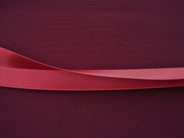Satin-Schrägband 80/40/20 rot