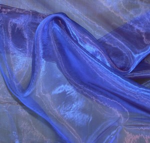 Organza GLAMOUR blau-weinrot Organza GLAMOUR blau-weinrot